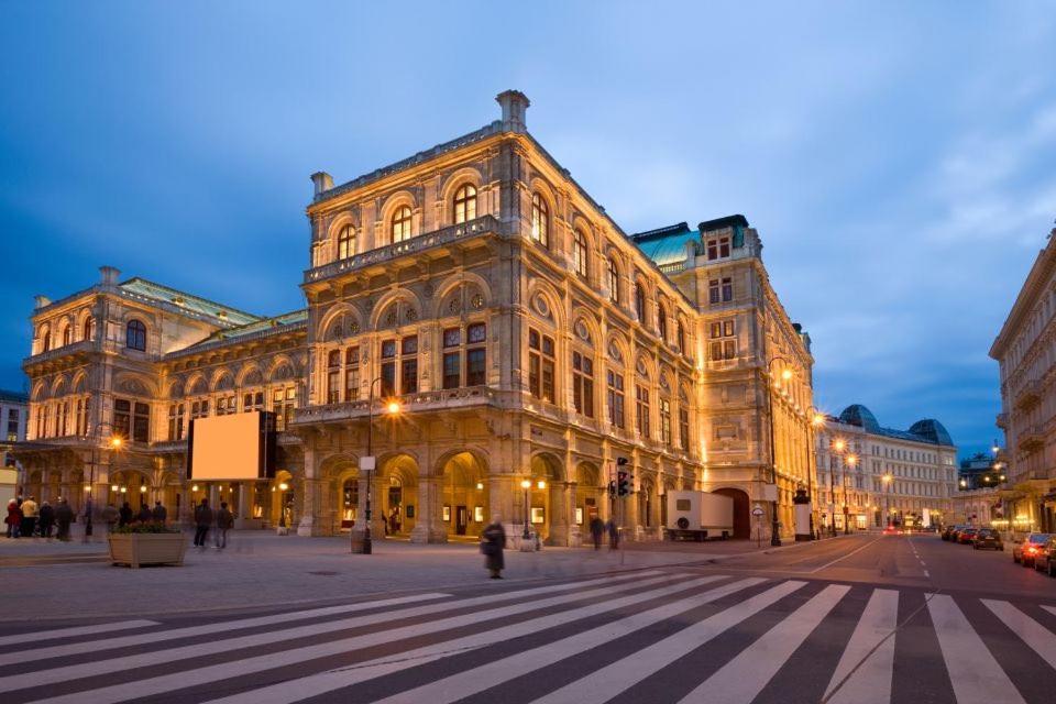 Anzotika Central Apartment, Vienna Exterior photo