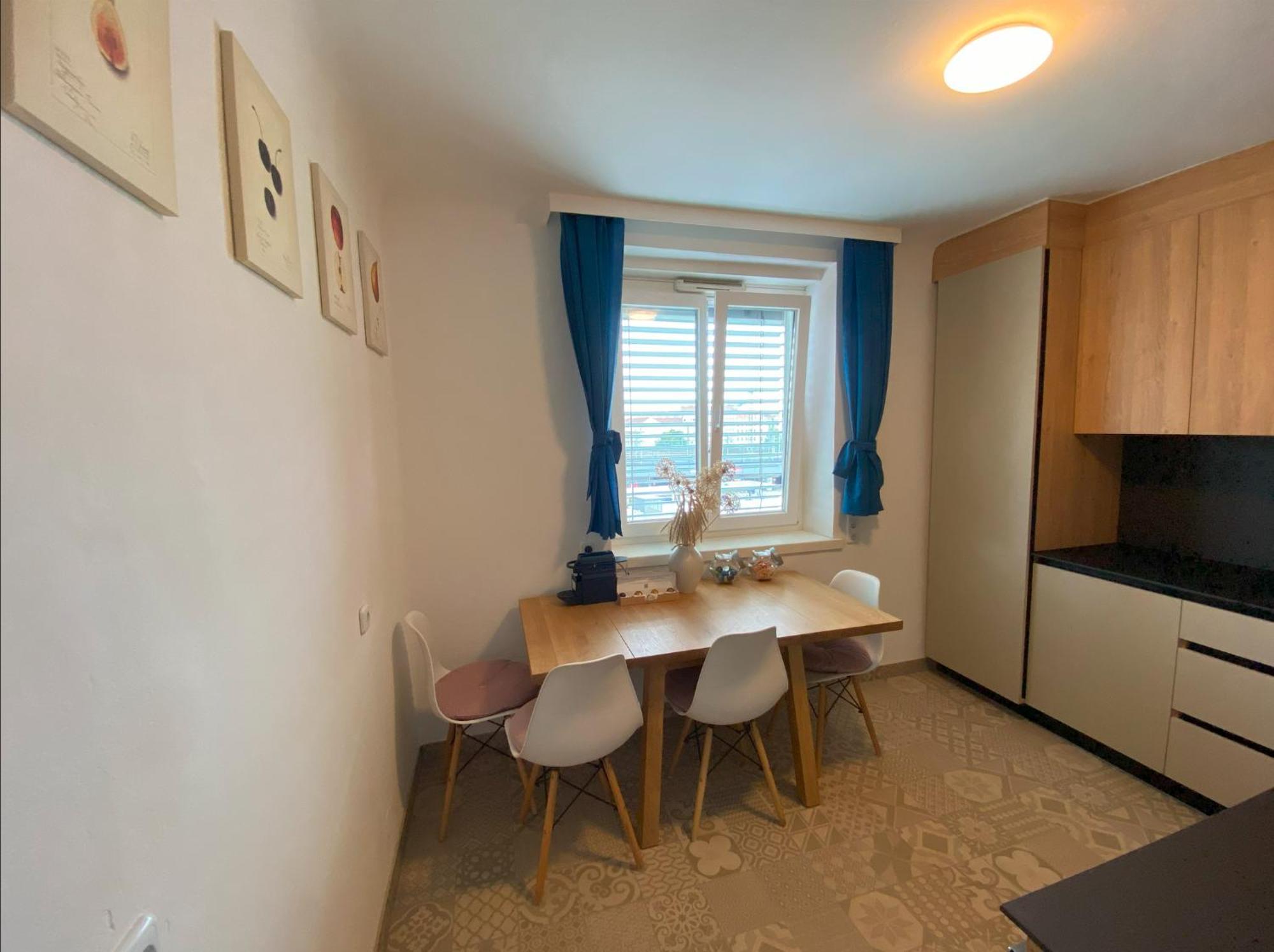 Anzotika Central Apartment, Vienna Exterior photo